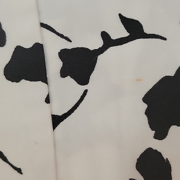 White House Black Market size 2 ombre white black floral midi skirt - Picture 4 of 6